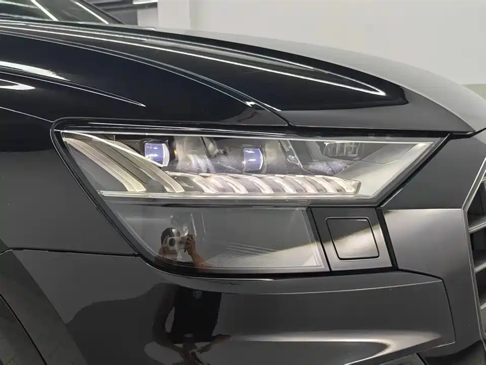 Audi Q8 Audi Q8