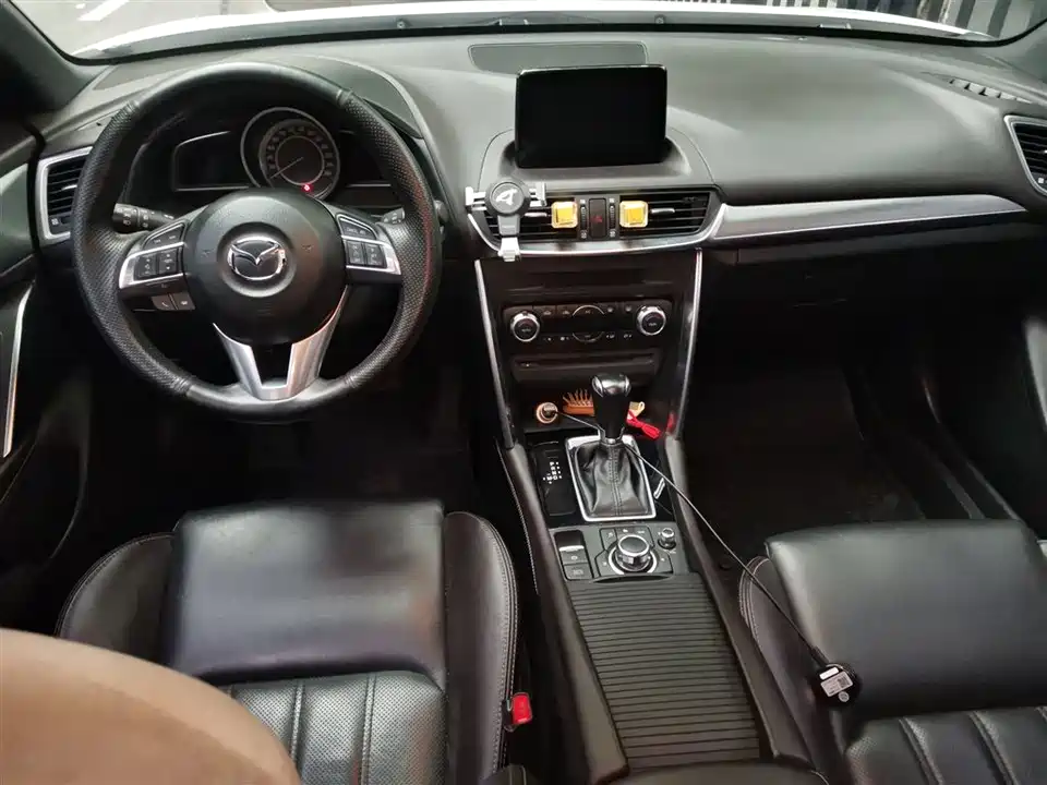 Mazda CX-4