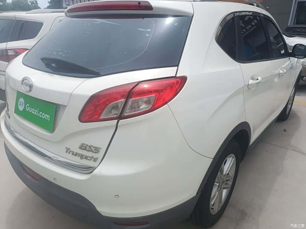 GAC GS5, 2015 8