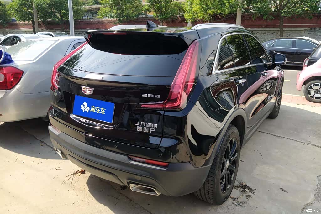 Cadillac XT4, 2020 3