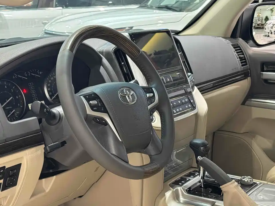 Toyota Land Cruiser Toyota Land Cruiser
