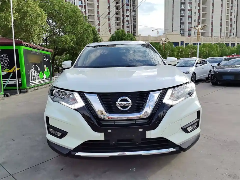Nissan Qijun