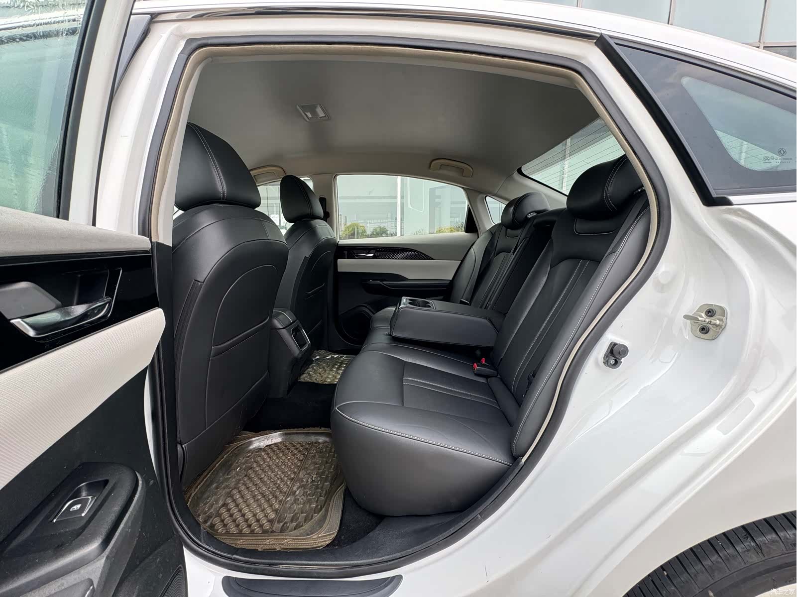 DongFeng E70, 2020 все фото