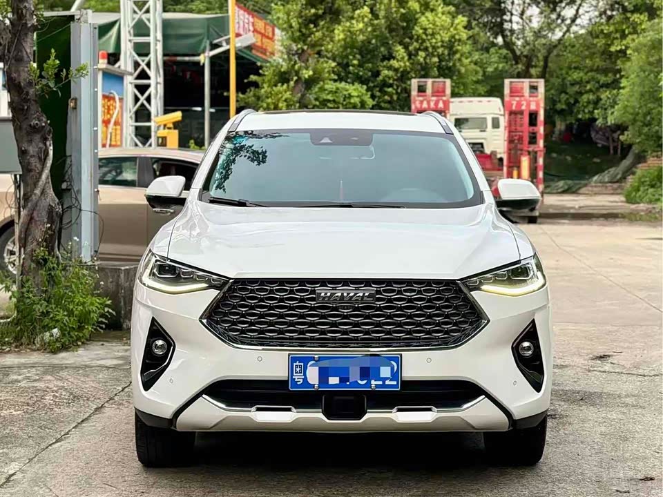 Haval F7