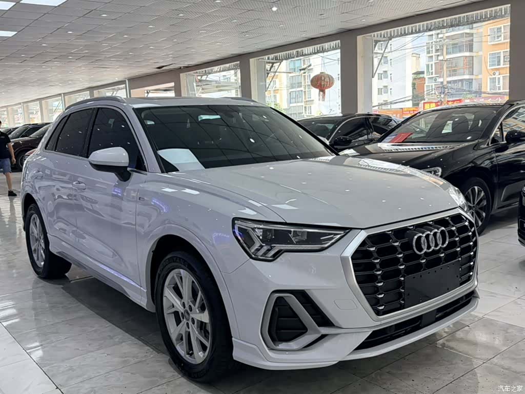 Audi Q3, 2020 10