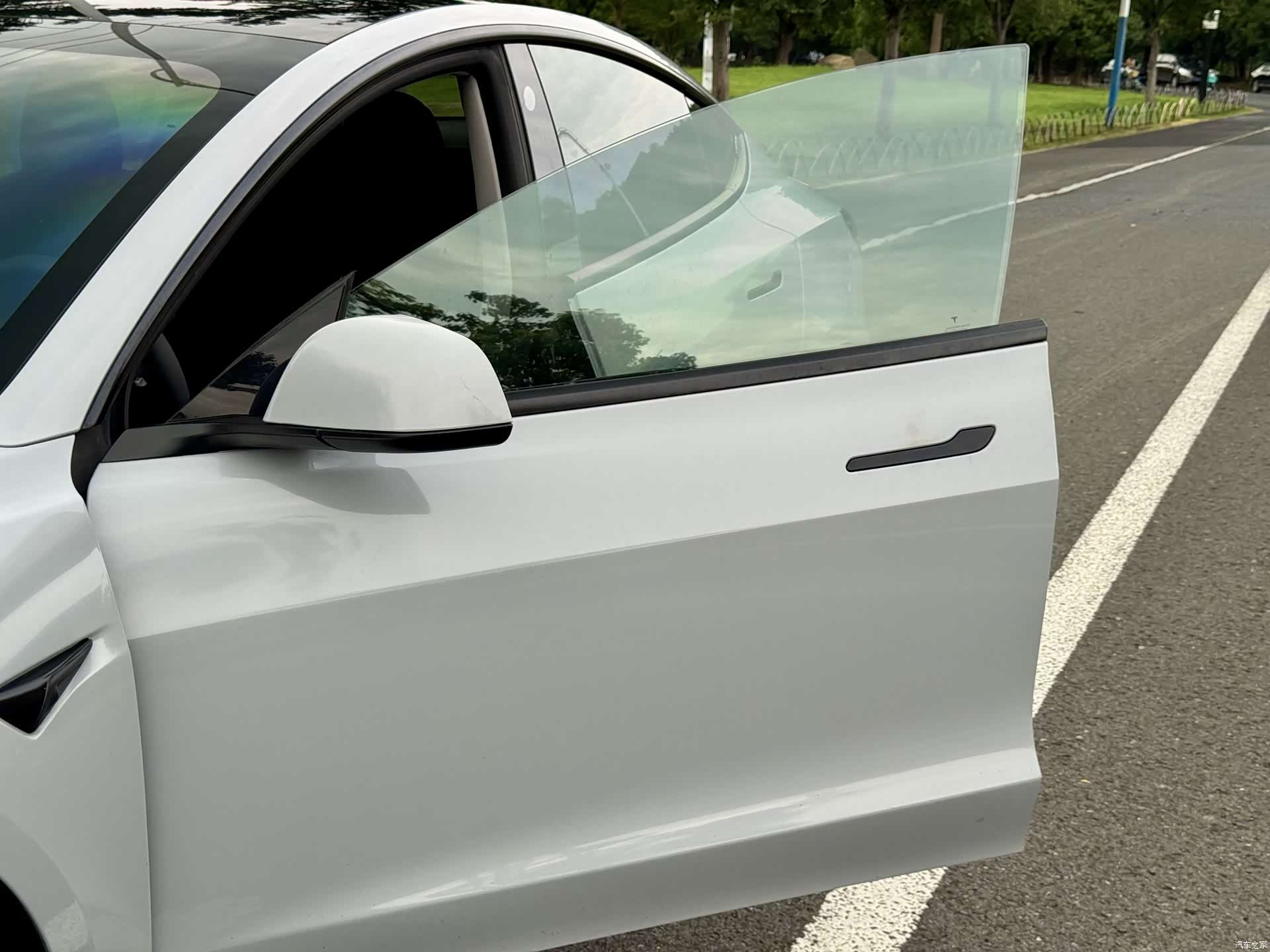 Tesla Model 3, 2021 15