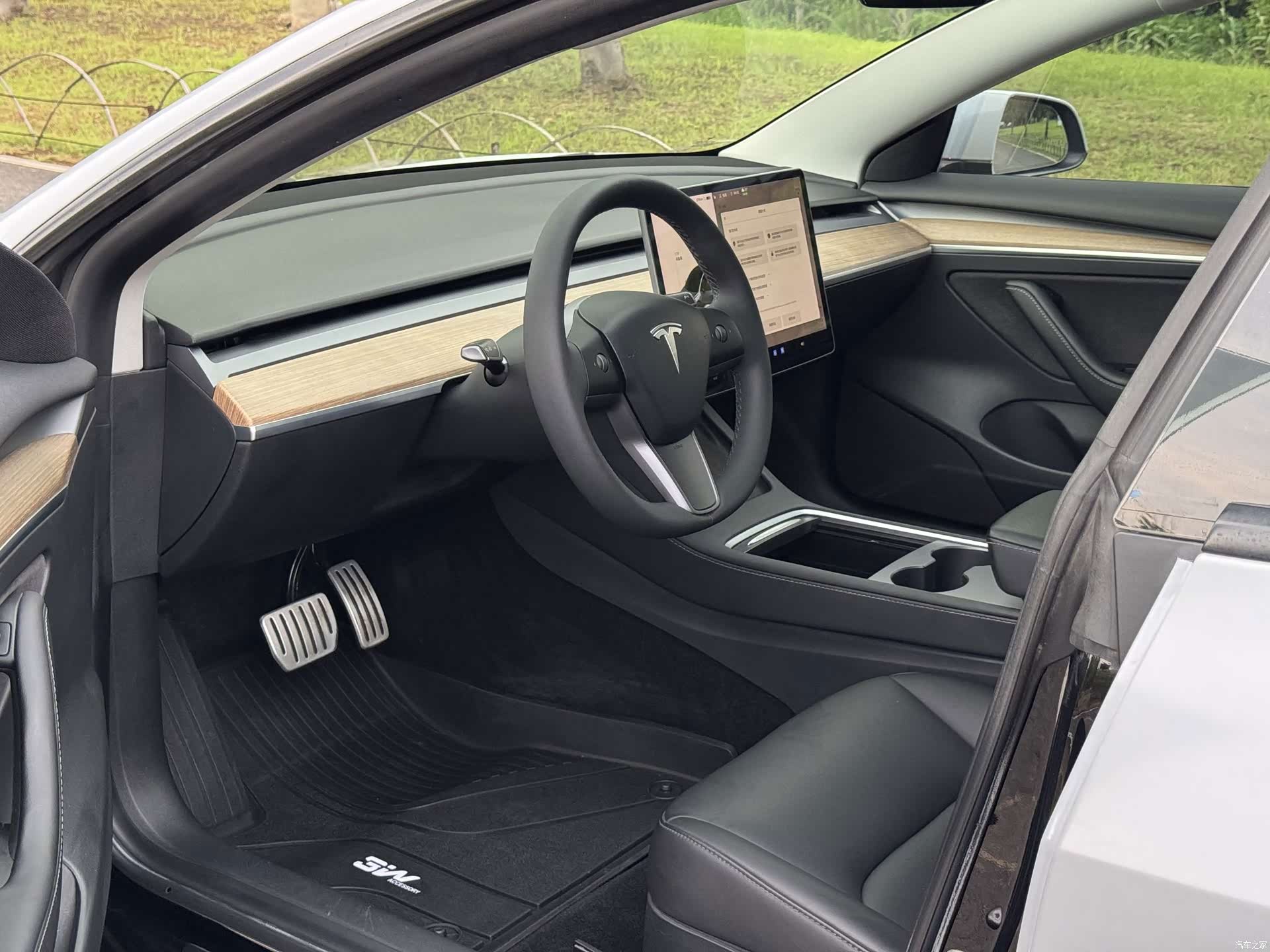 Tesla Model 3, 2021 9
