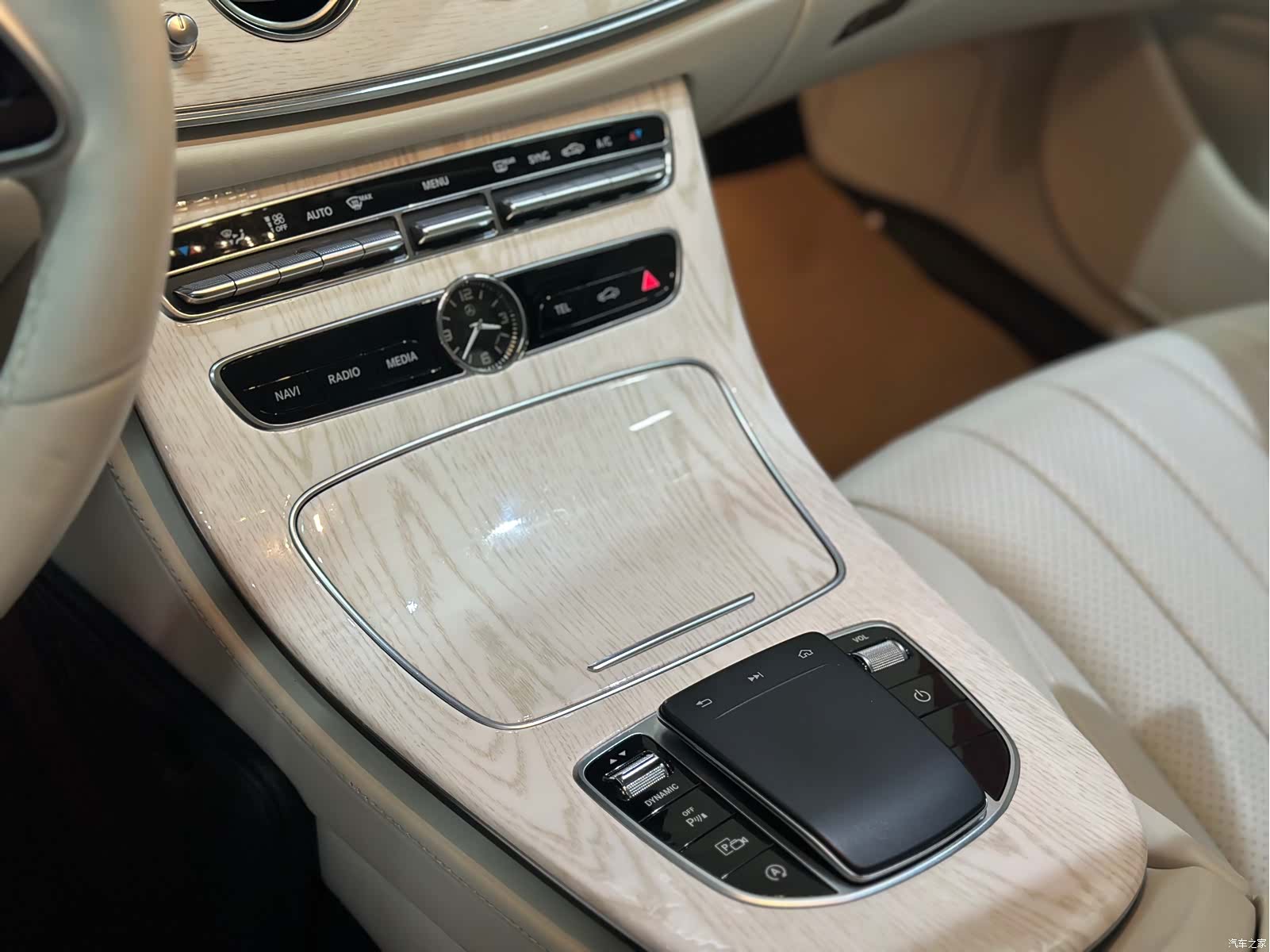 Mercedes-Benz E-Class, 2020 7