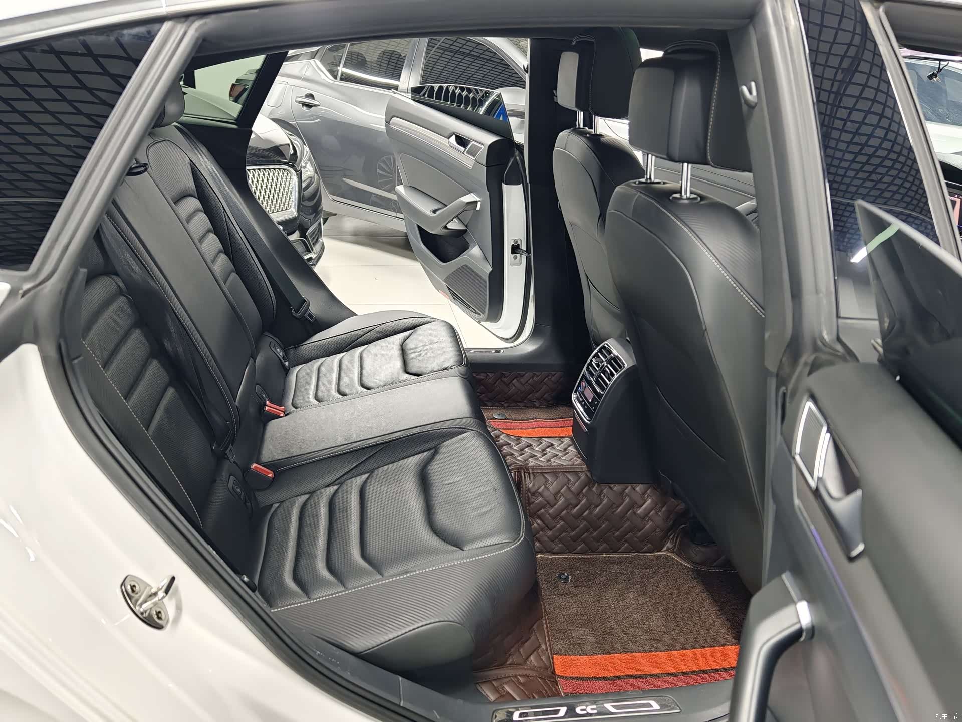 Volkswagen CC, 2020 9