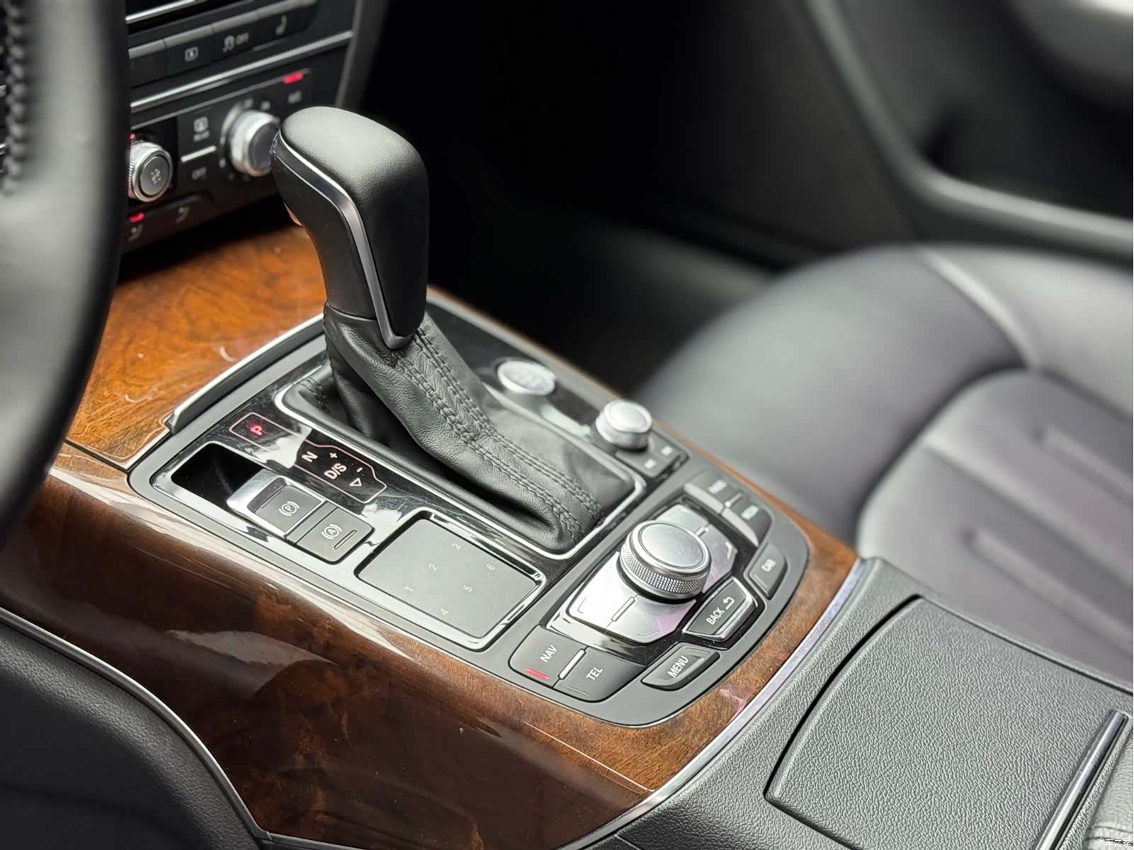 Audi A6L, 2016 12