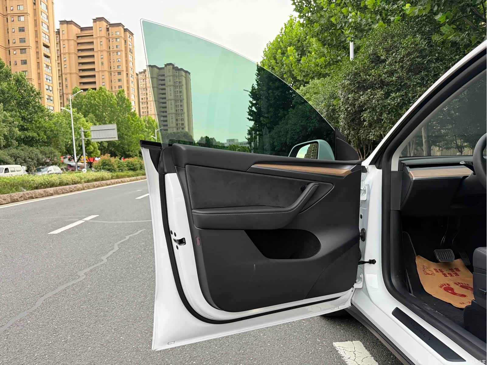 Tesla Model Y, 2021 6