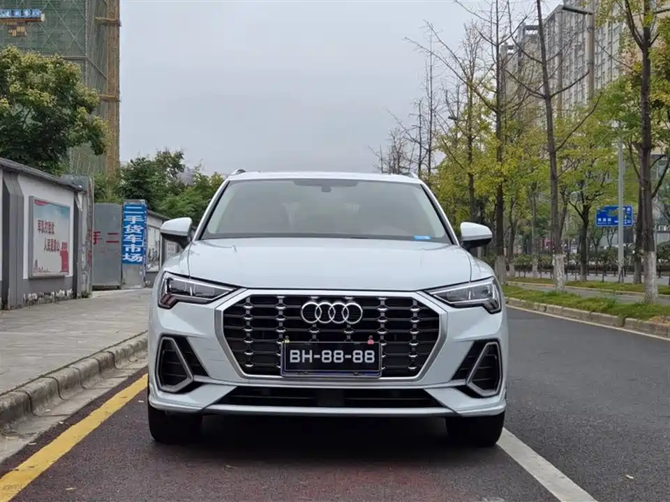Audi Q3 Audi Q3