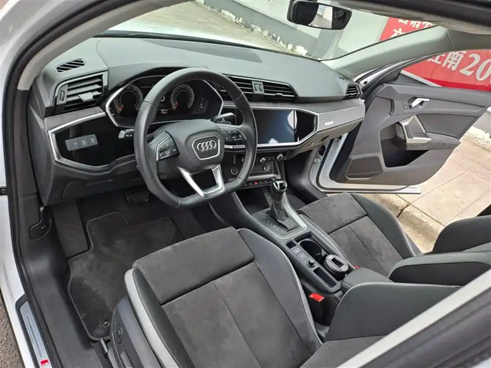 Audi Q3 Audi Q3