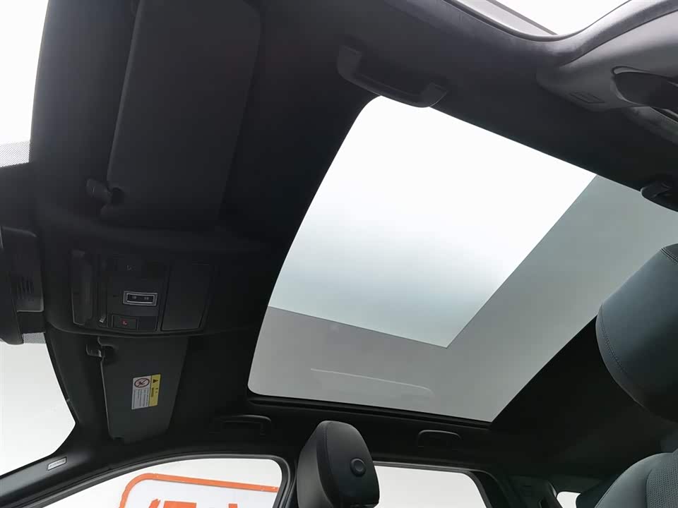 Land Rover Discover sports