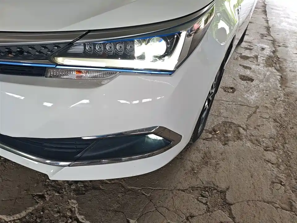 Toyota Corolla dual engine E+