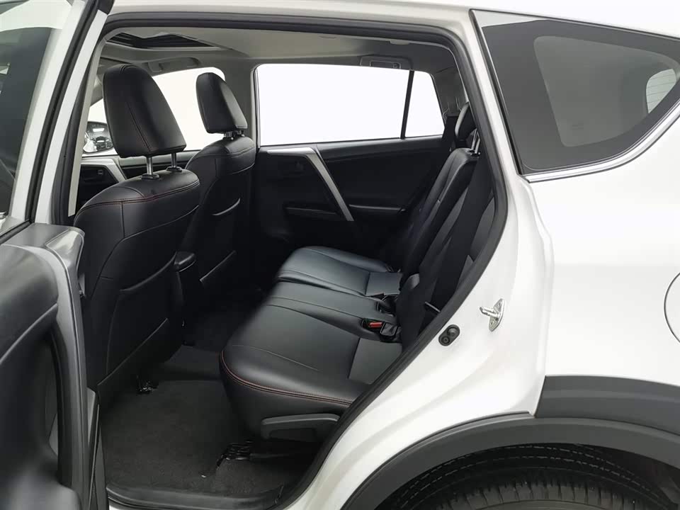 Toyota RAV4 Rongfang