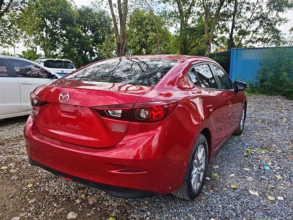 Mazda 3 Angkesaila