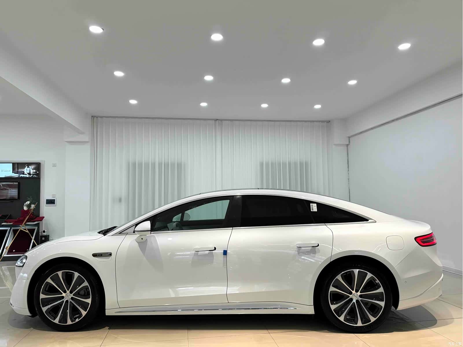 Luxeed S7, 2024 4