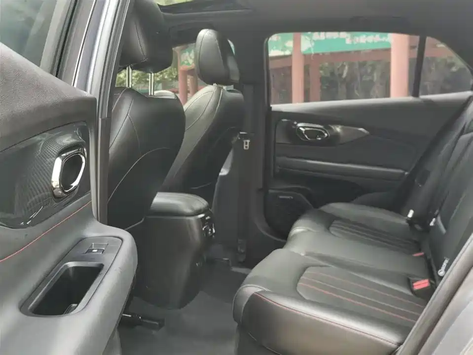 Trumpchi Shadow Leopard