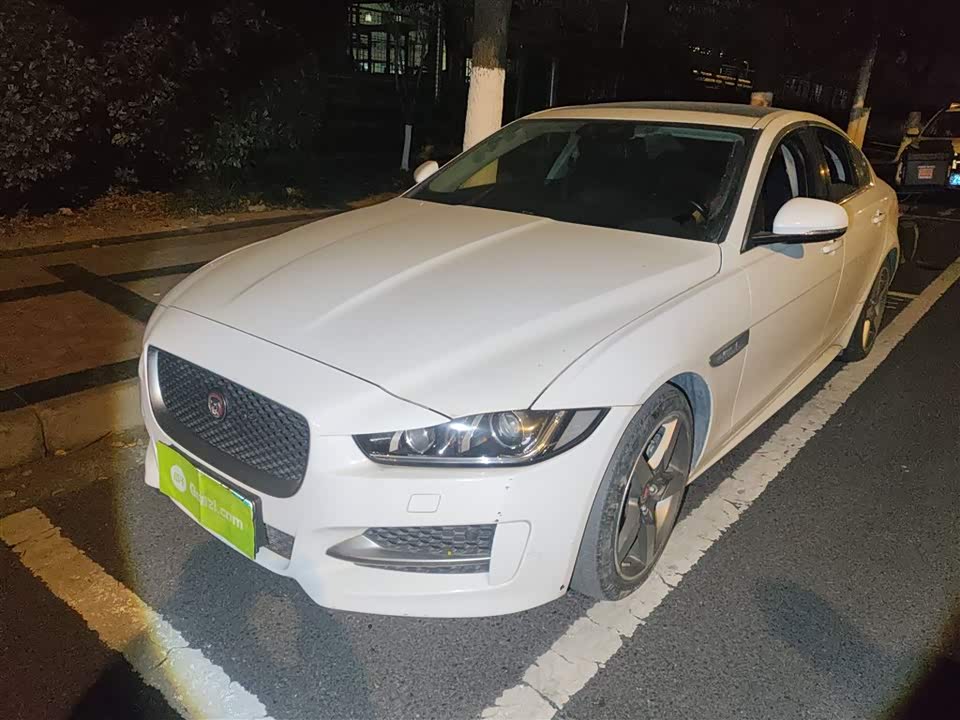 Jaguar XE