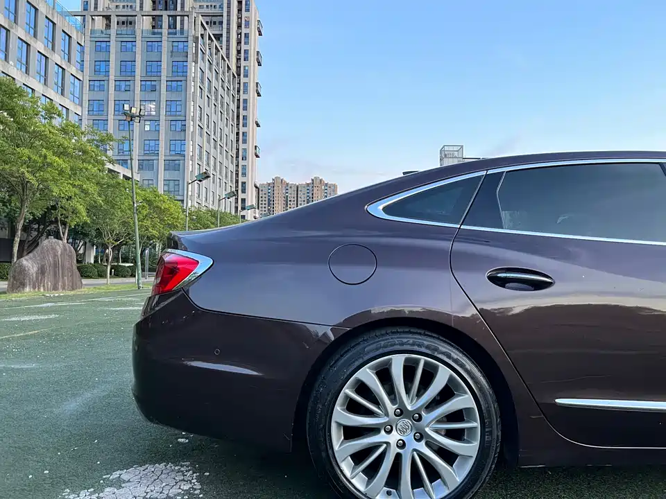 Buick Lacrosse
