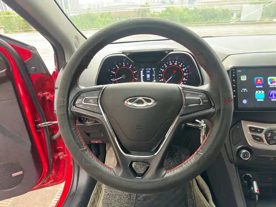 Chery Arrizo 5