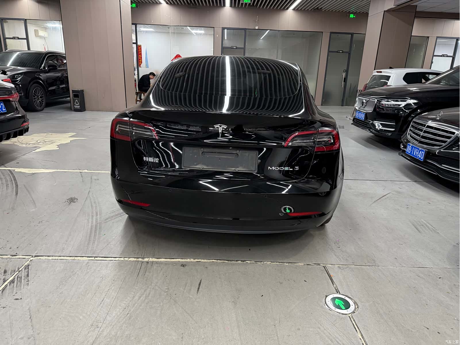 Tesla Model 3, 2023 13