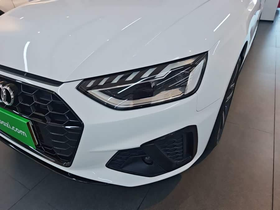 Audi A4L 2024, фото 23