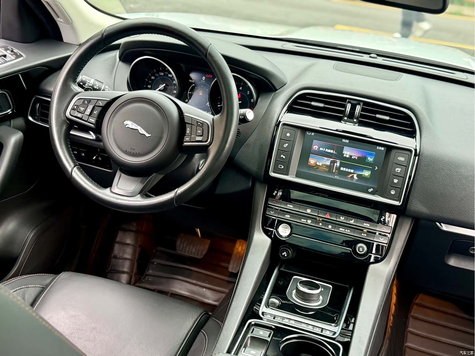 Jaguar F-PACE, 2016 18