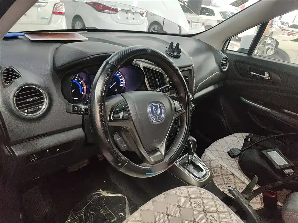 Changan CS15