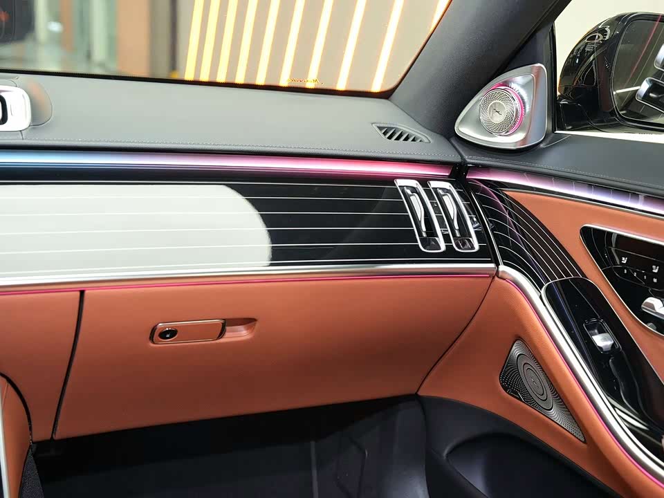 Mercedes-Benz S-class Mercedes-Benz S-class