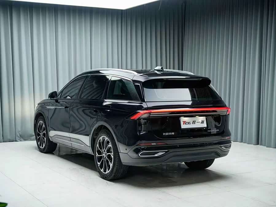 Lincoln Nautilus 2023, фото 9