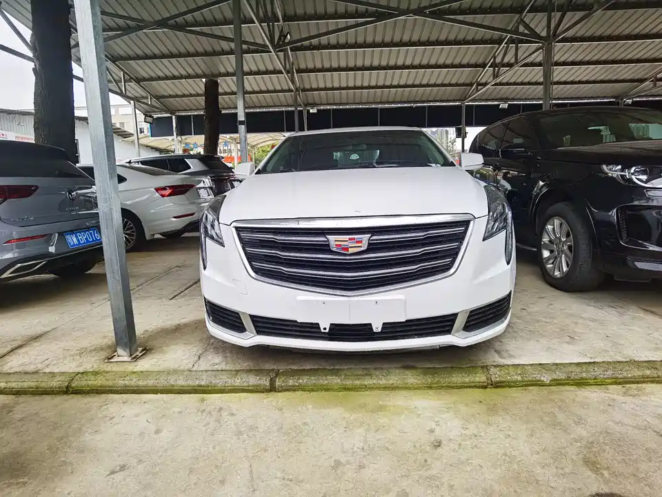 Cadillac XTS
