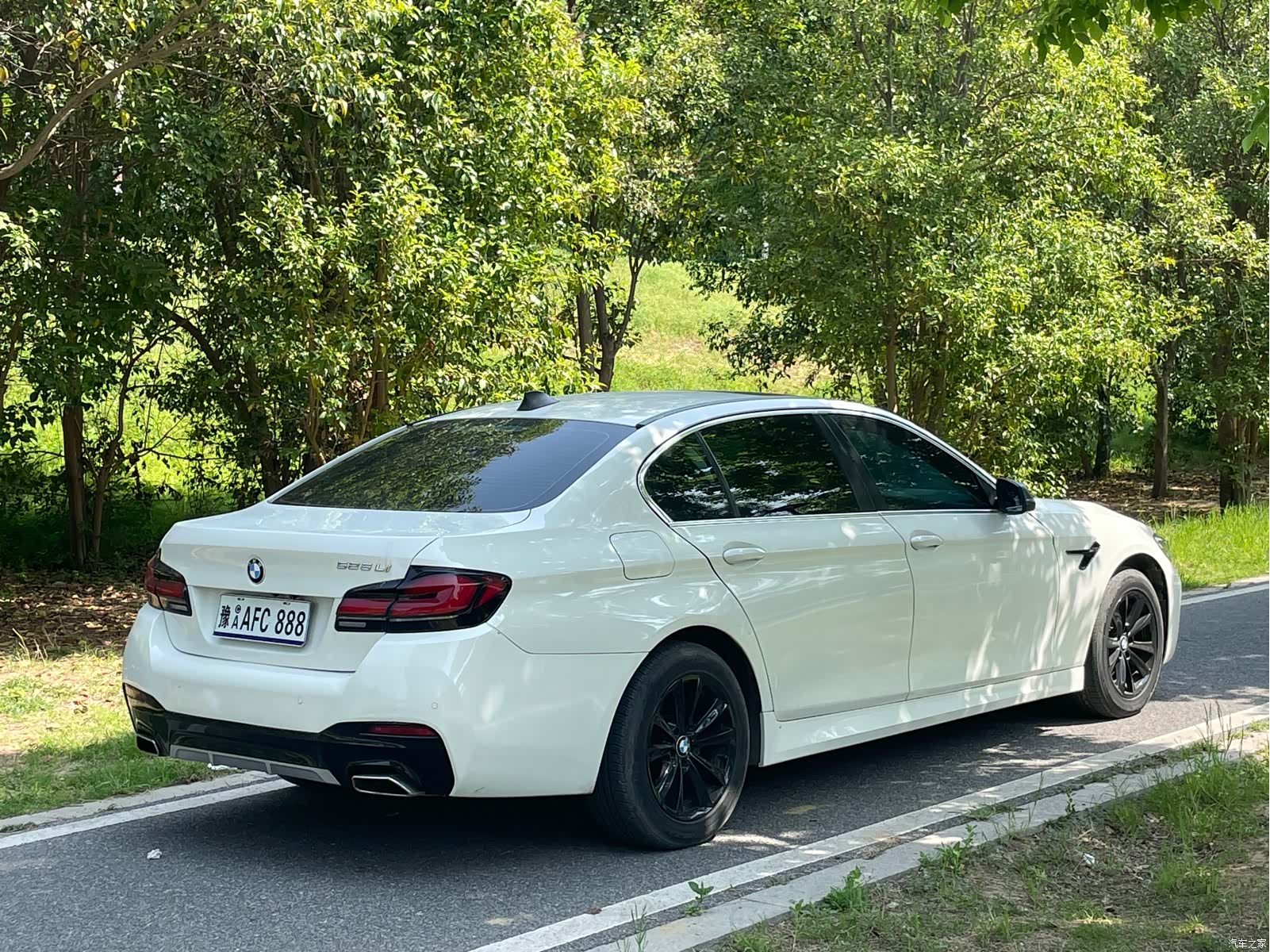 BMW 5 Series, 2015 9