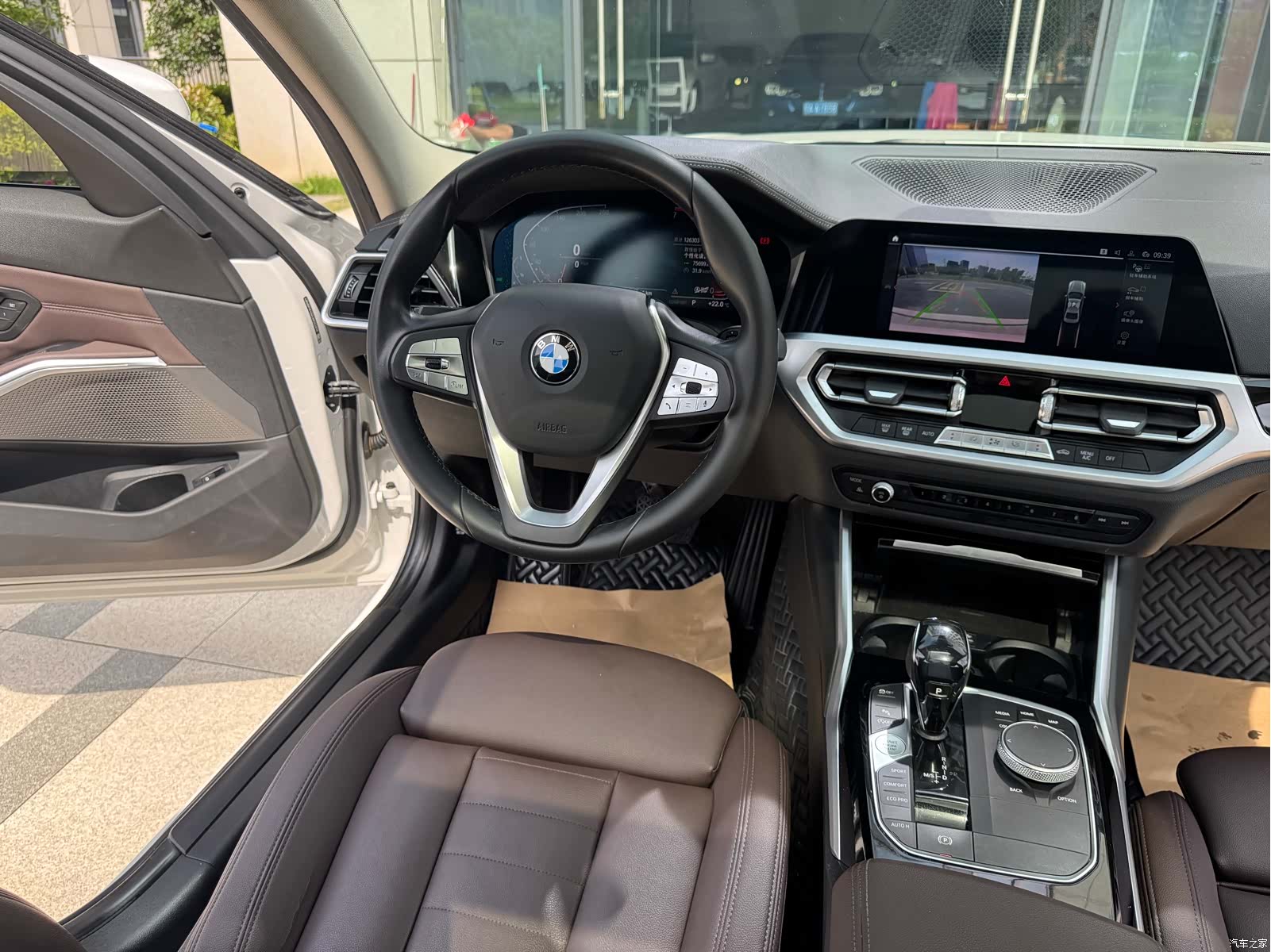 BMW 3 Series, 2019 12