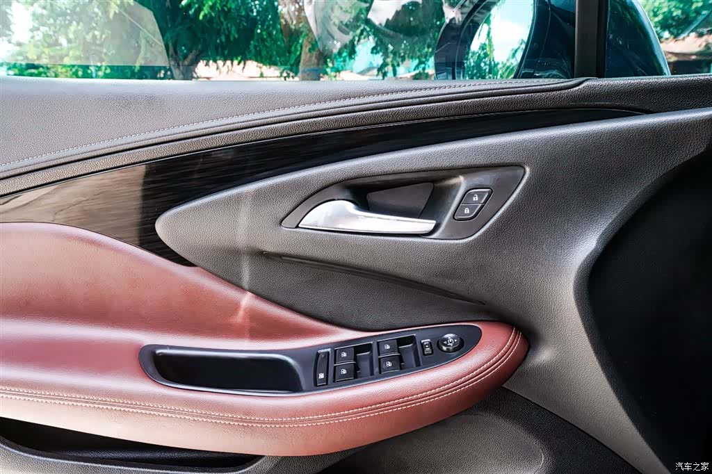 Buick Envision Plus, 2022 14