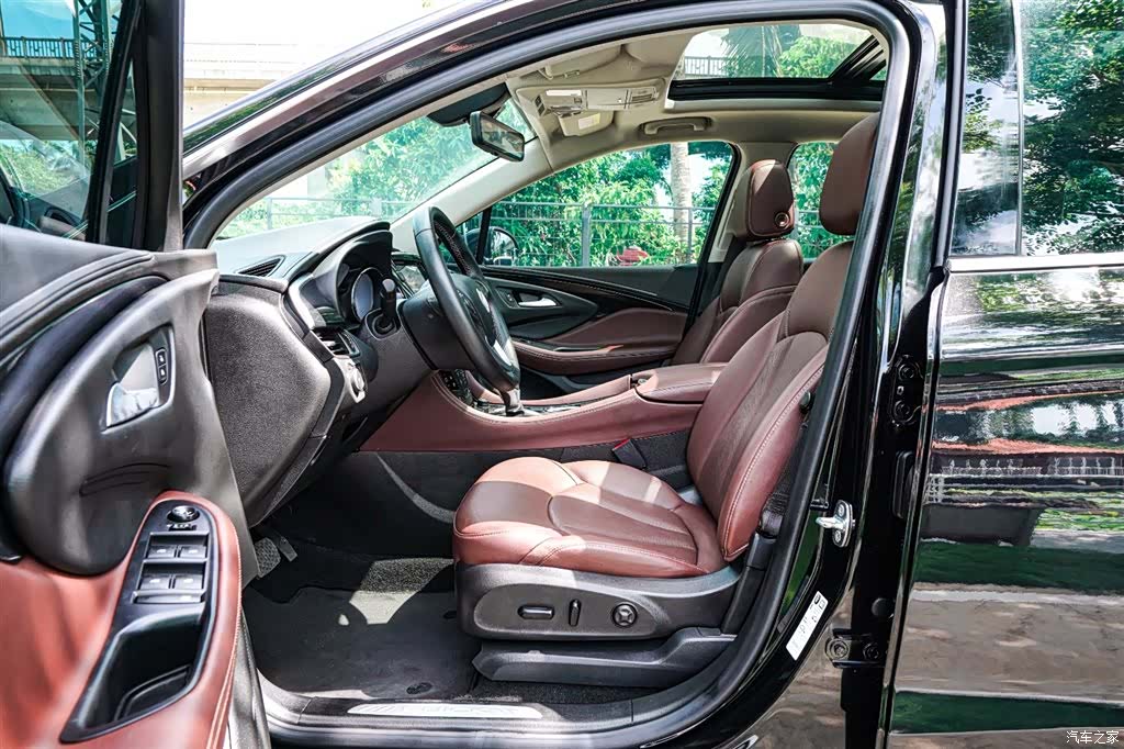 Buick Envision Plus, 2022 8