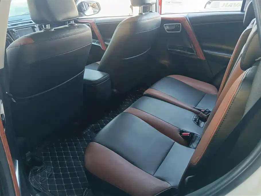 Toyota RAV4 Rongfang