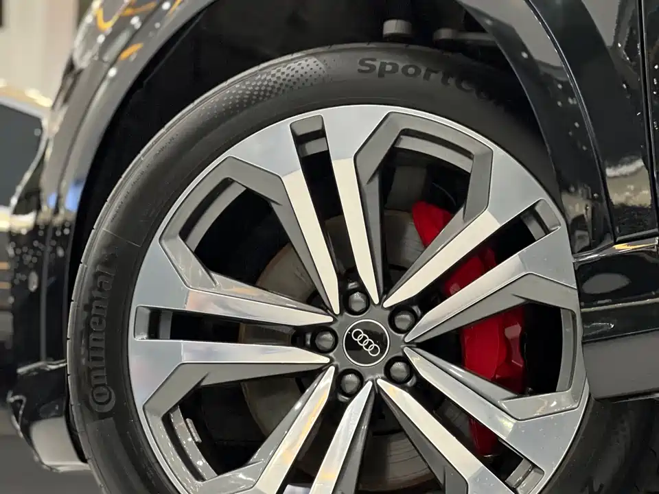 Audi Q8 Audi Q8