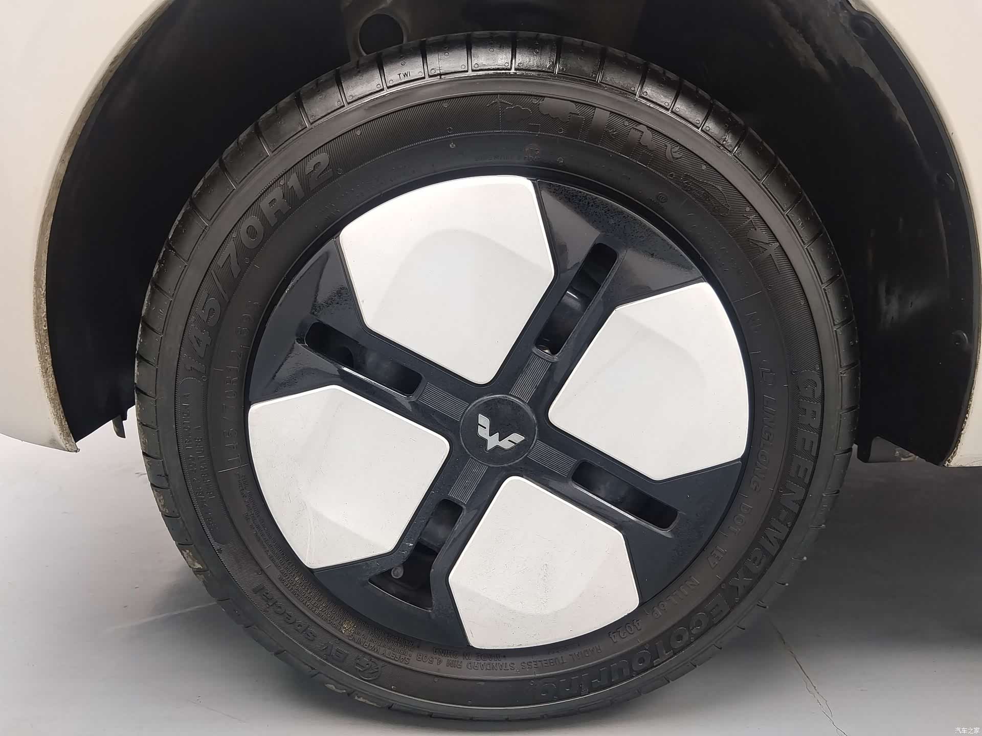 Wuling MINIEV, 2024 10