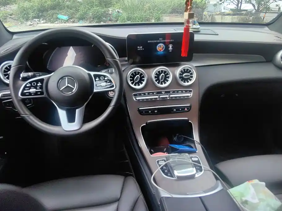 Mercedes-Benz GLC Mercedes-Benz GLC