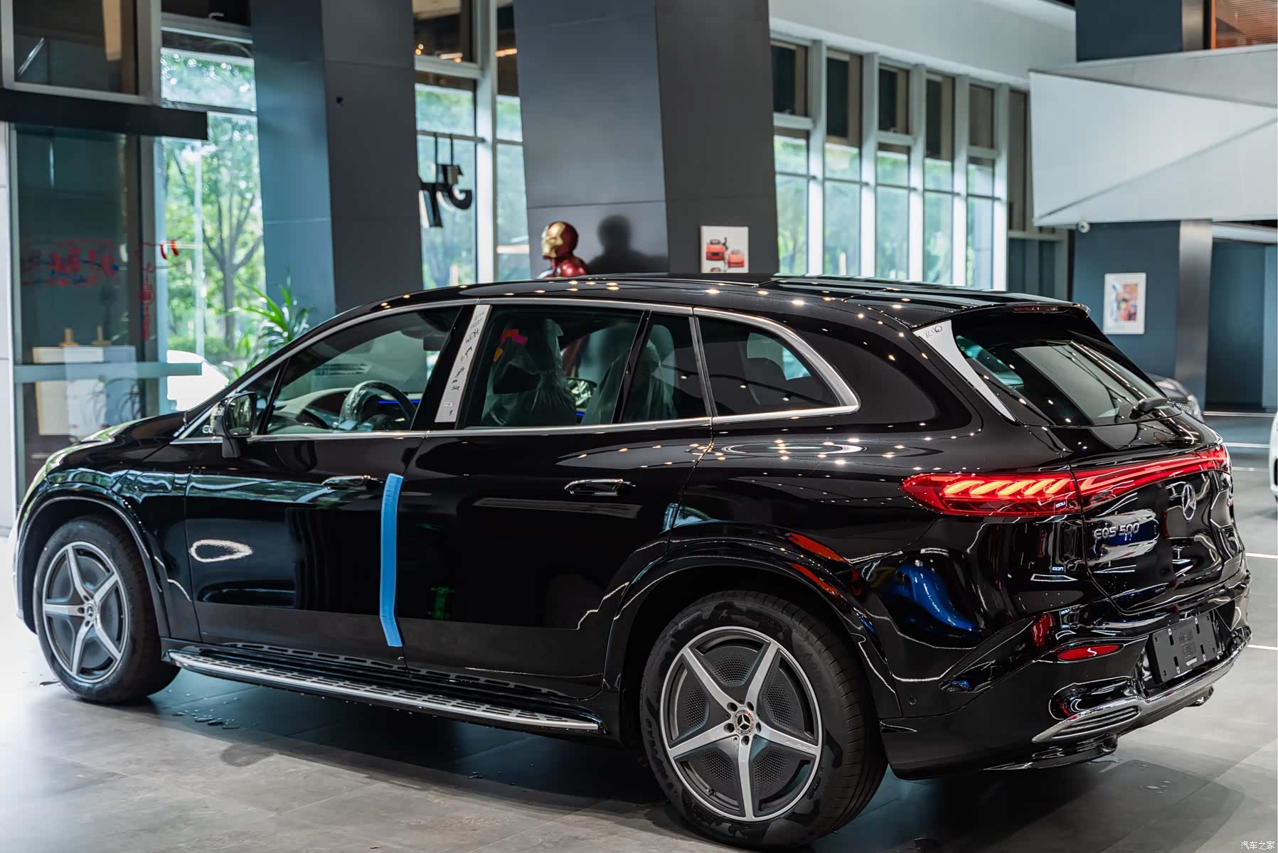 Mercedes-Benz EQS, 2026 10