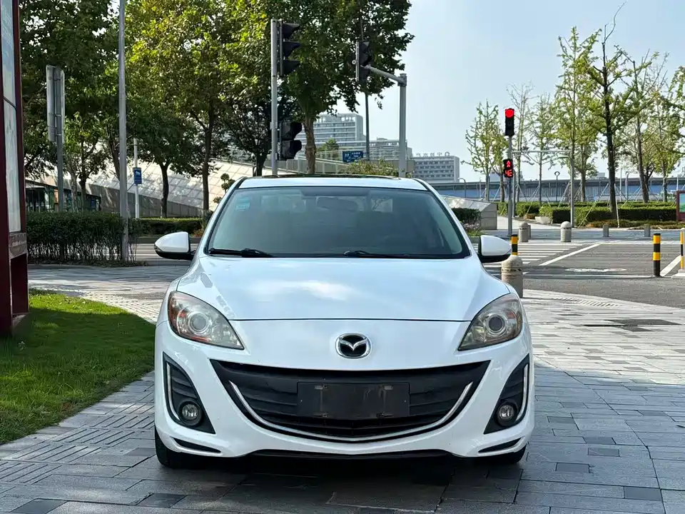 Mazda 3 star Cheng
