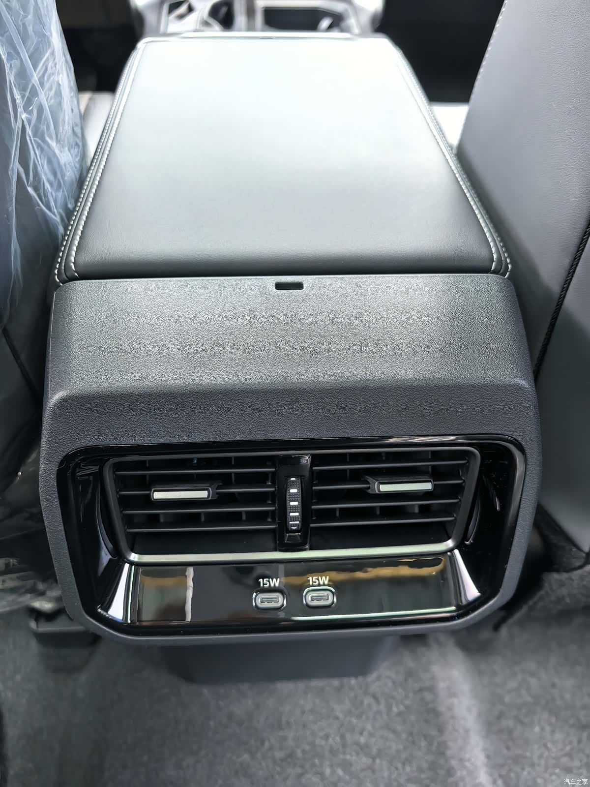 Toyota RAV4, 2026 15