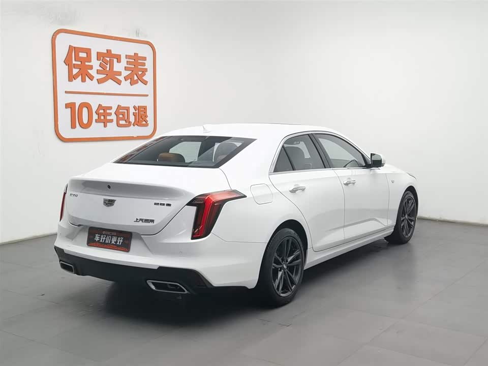 Cadillac CT4