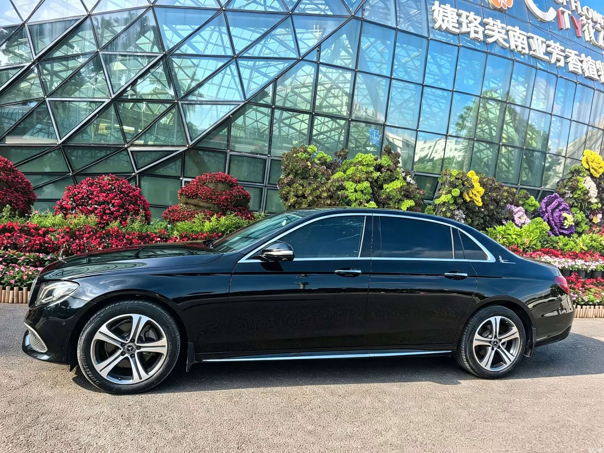 Mercedes-Benz E-Class, 2018 3