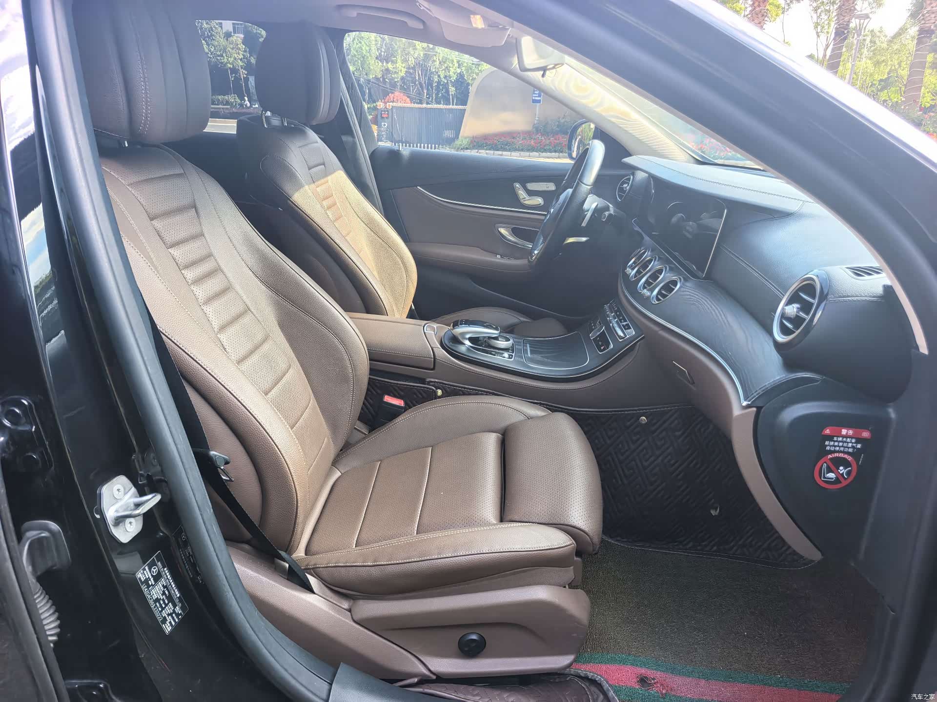 Mercedes-Benz E-Class, 2018 15