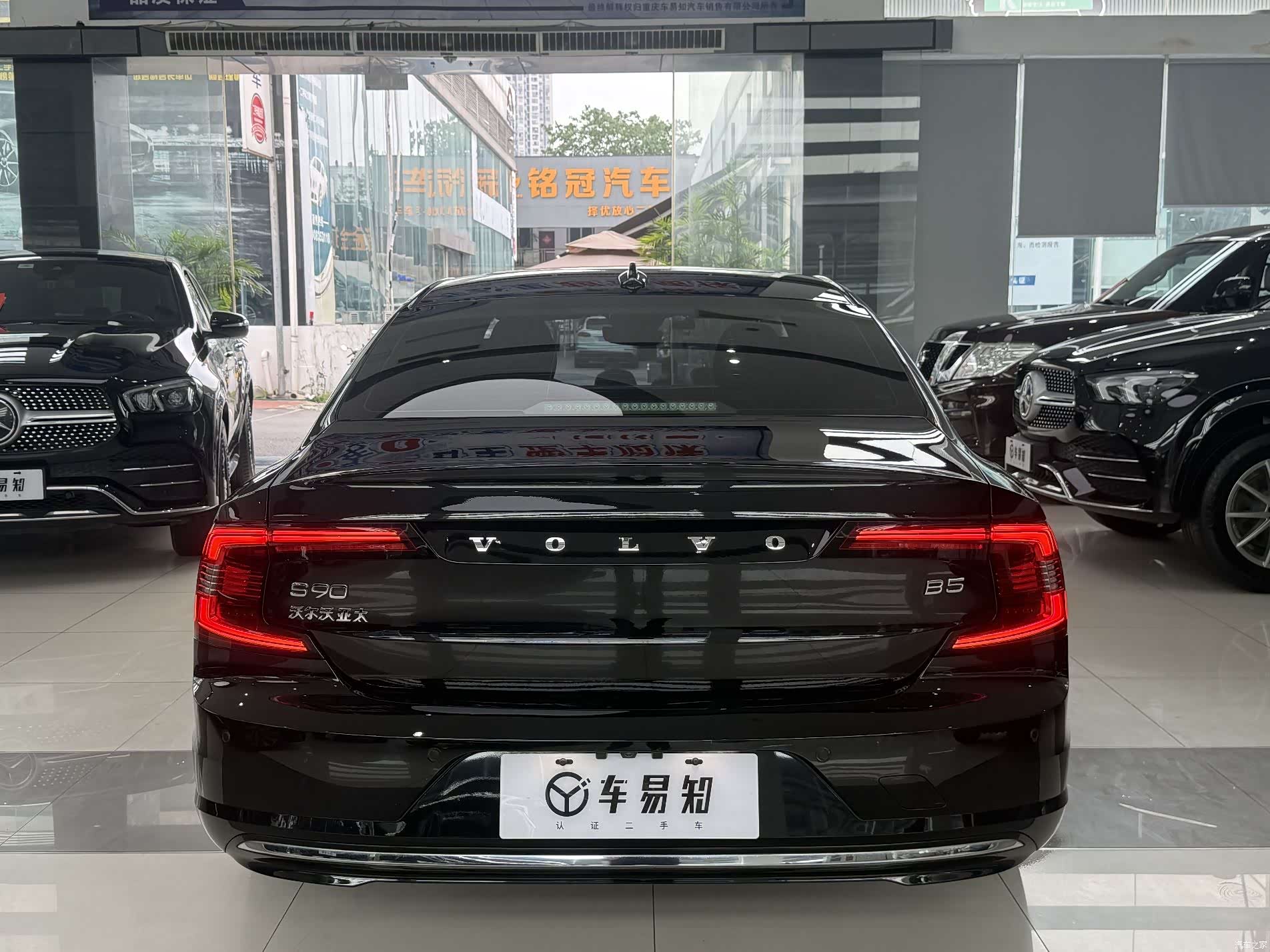 Volvo S90, 2022 все фото