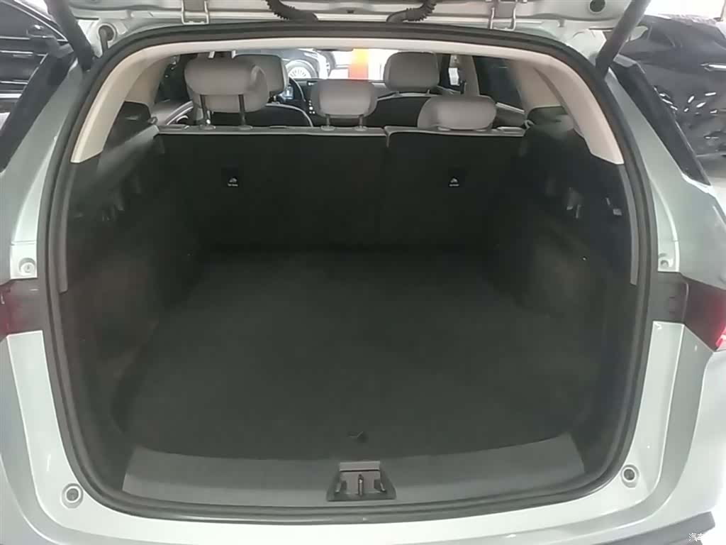 BYD Seal, 2025 19