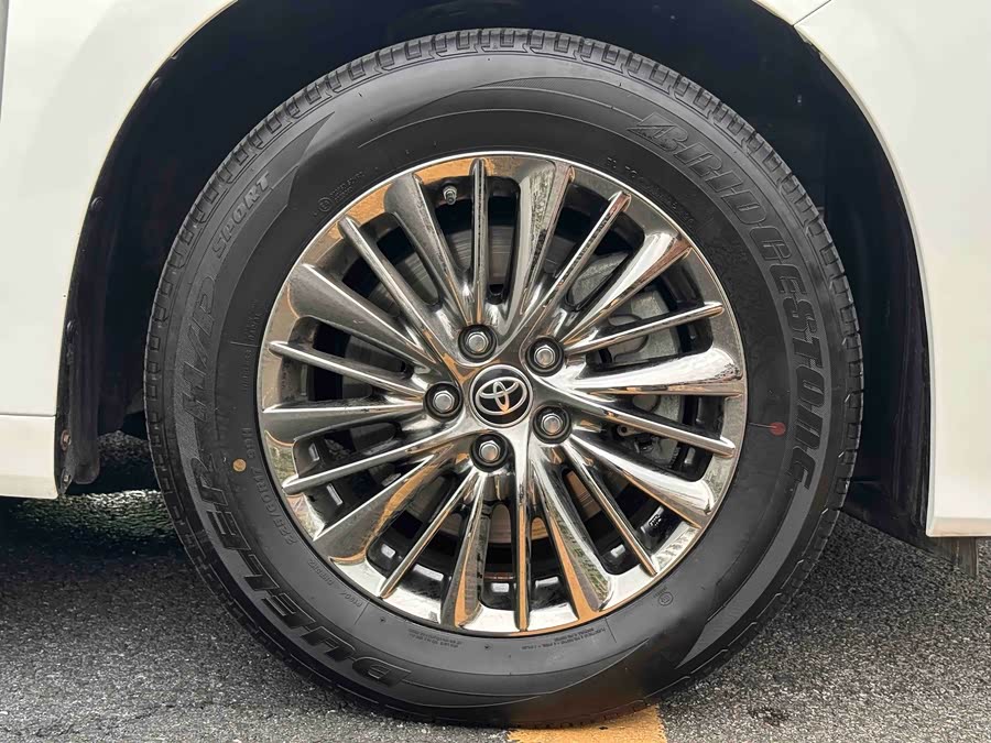 Toyota Alphard 2020, фото 10